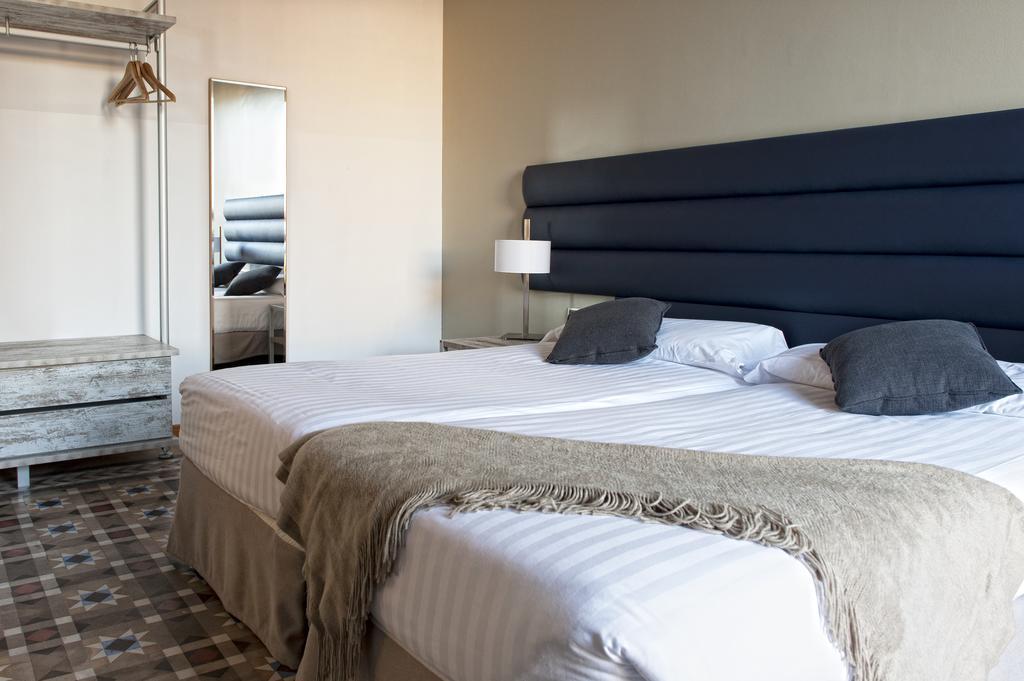 Mh Apartments Tetuan Barcelona Szoba fotó